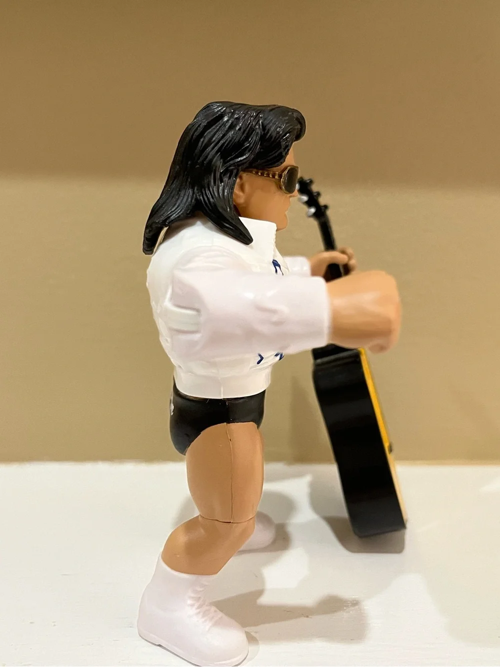 WWE Hasbro Style Rhythm and Blues Greg The Hammer Valentine Wrestling Toy